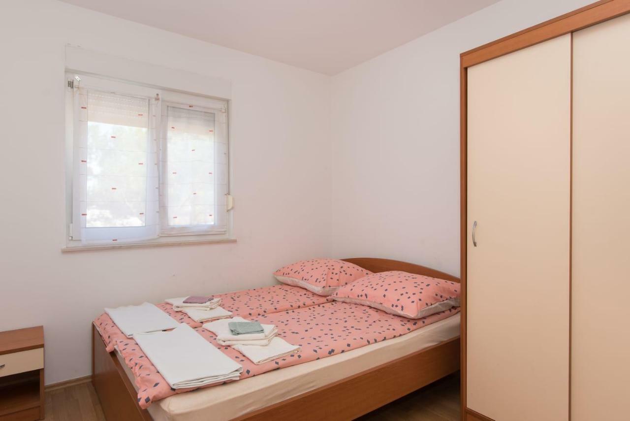 Vodice-Srima Appartement Buitenkant foto